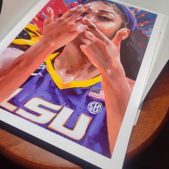 NEW!π― ANGEL REESE ULTRA PREMIUM GLOSSY 8.5x11 LSU WOMEN'S BASKETBALL POSTER SET - Picture 5 of 14